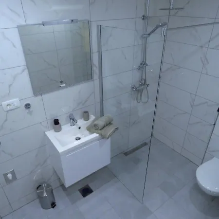 Ursic Apartment *