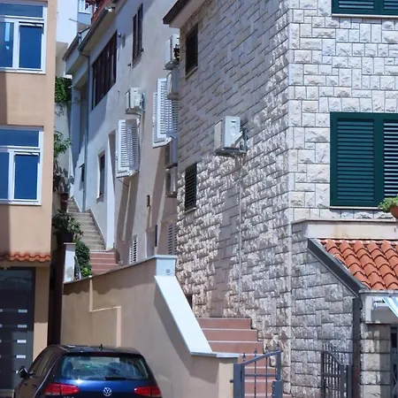 Ursic Apartment Makarska